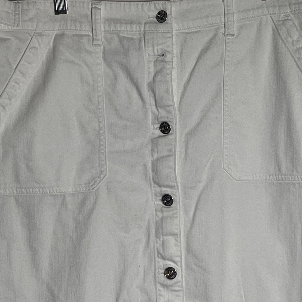Lauren Ralph Lauren White Denim Skirt Size 14 Button Front - Picture 2 of 9